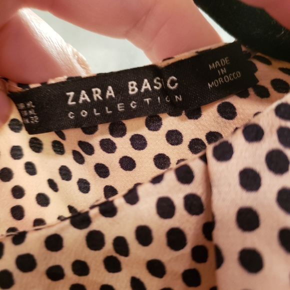 Silky blush dot asymmetric layer Zara Basic Blouse - Picture 2 of 5